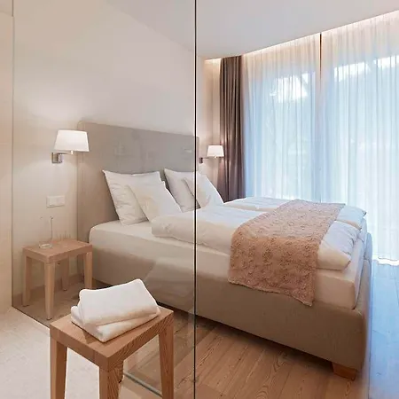 Falkensteiner Residences Edelweiss Hotel 4*