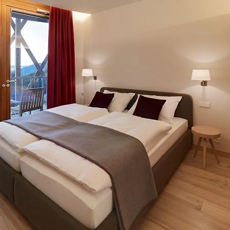 Falkensteiner Premium Edel:weiss 렌베그